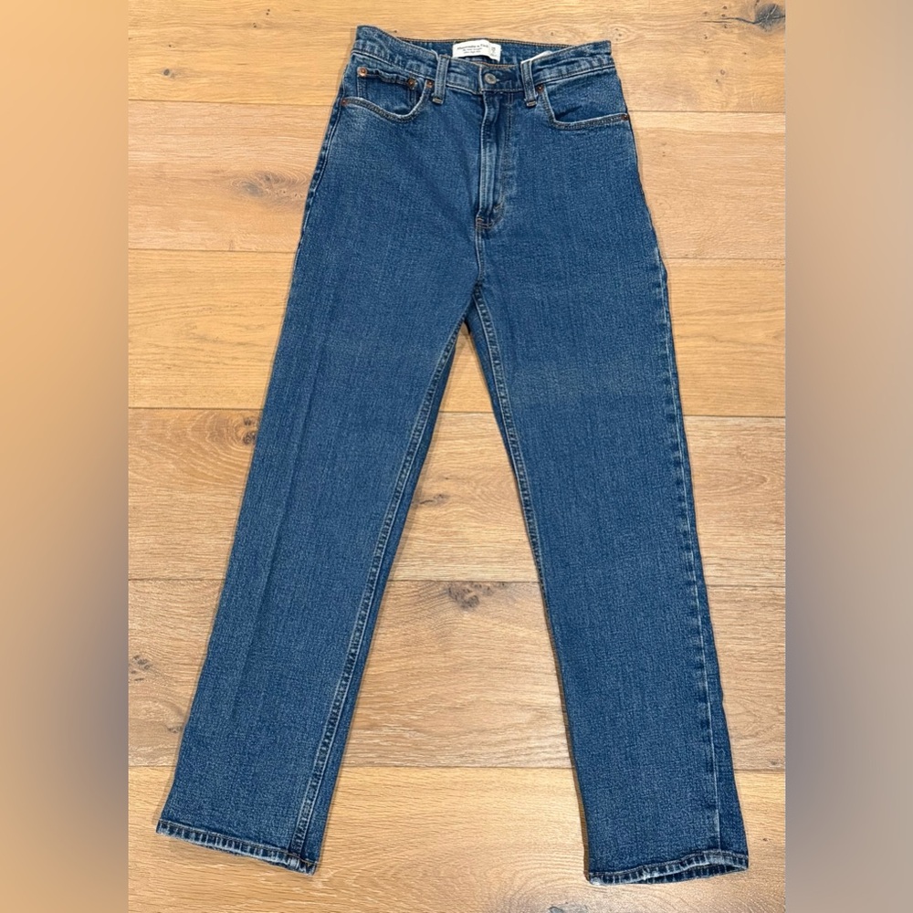 ABERCROMBIE & FITCH The Ankle Straight Ultra High Rise Size 26/2R
